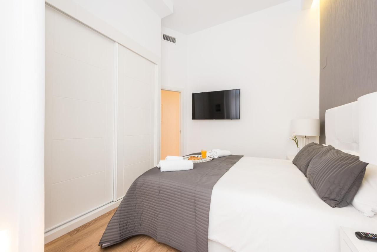 Malasana Plaza Apartamento Madri Exterior foto