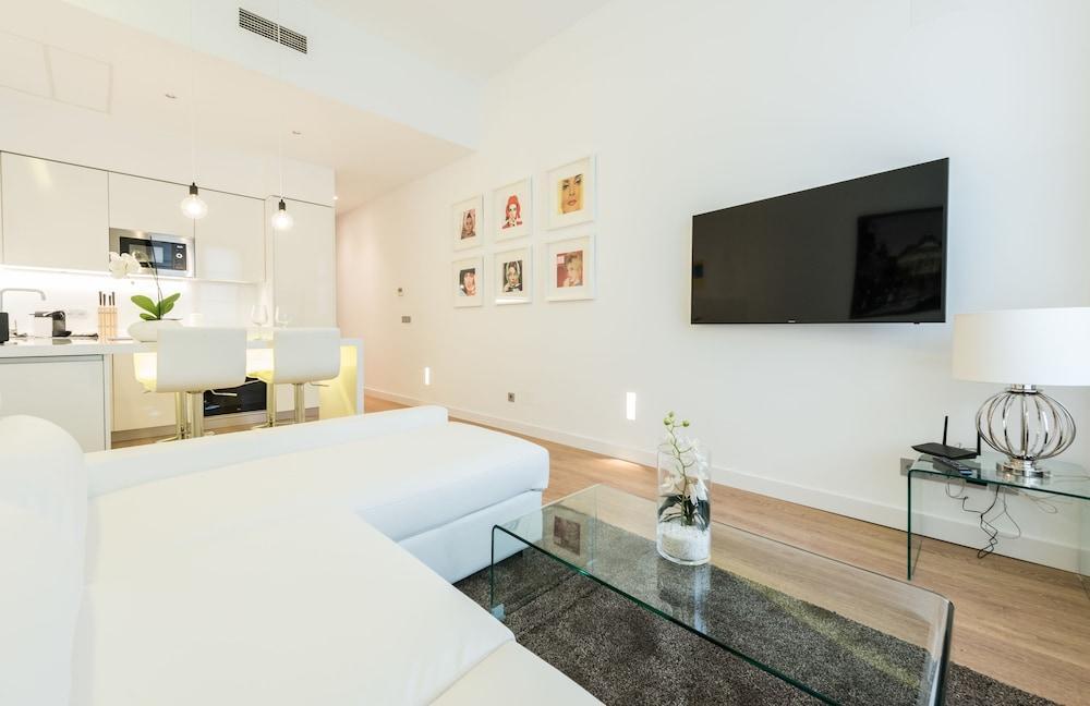 Malasana Plaza Apartamento Madri Exterior foto